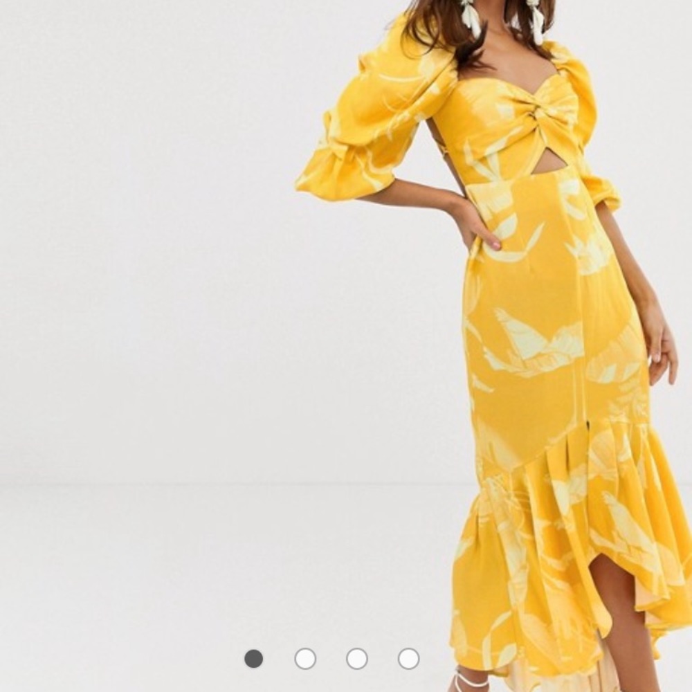 Yellow mermaid dress